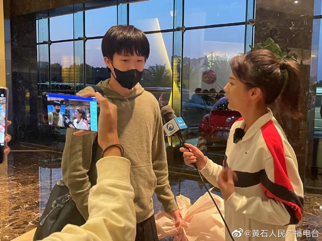 邱贻可称世乒赛孙颖莎要去冲去拼