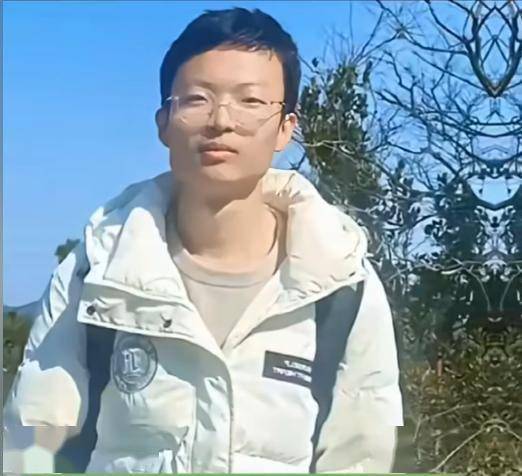 感动全网！救同学缺考小伙发声背后的真相令人泪目