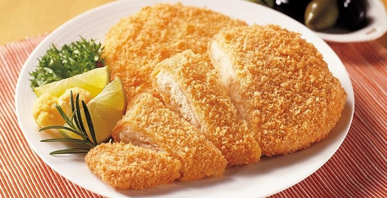 爆料正新鸡排有生蛆