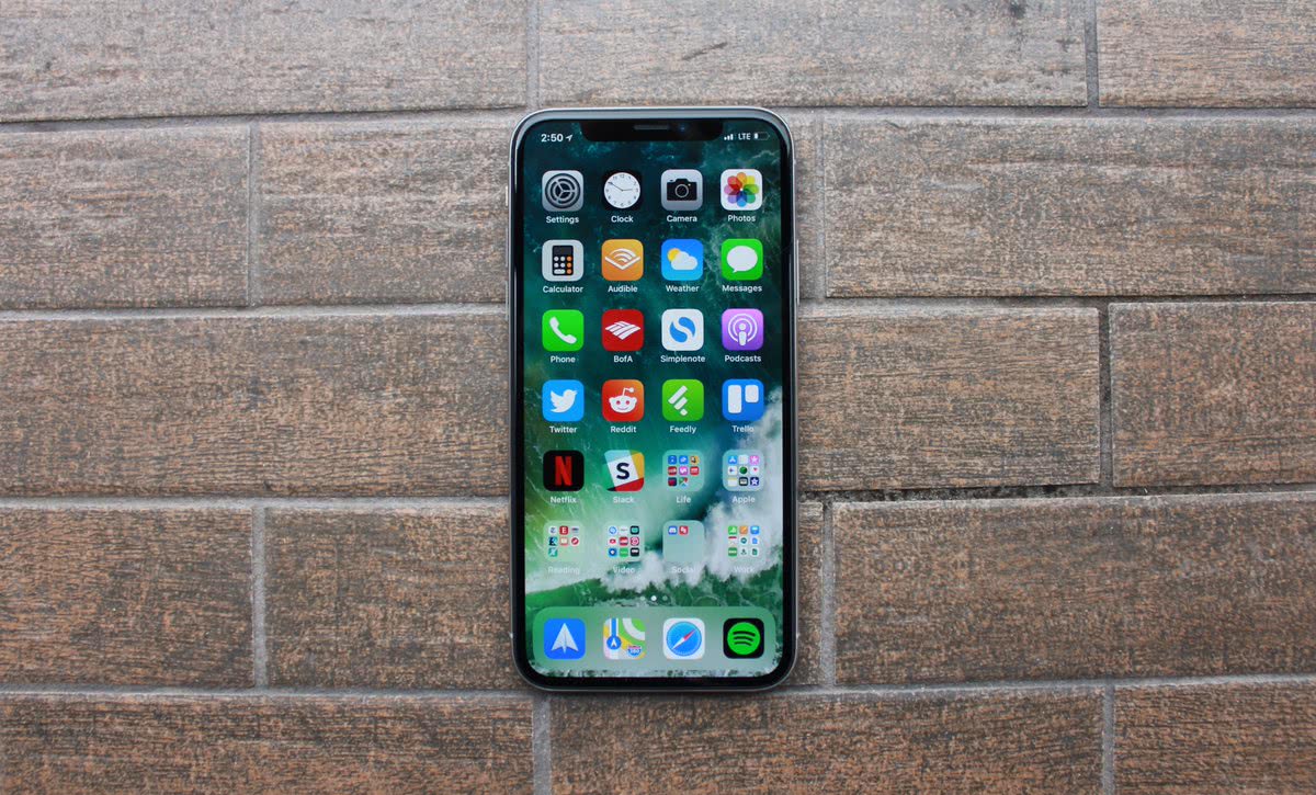 iPhone开启近年最大降价 有何困局