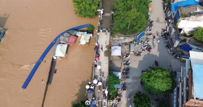 广西北流市罗江出现十年来最大洪水