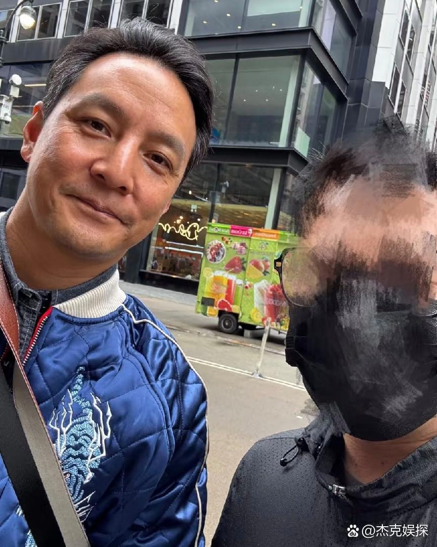 网友领证偶遇吴彦祖