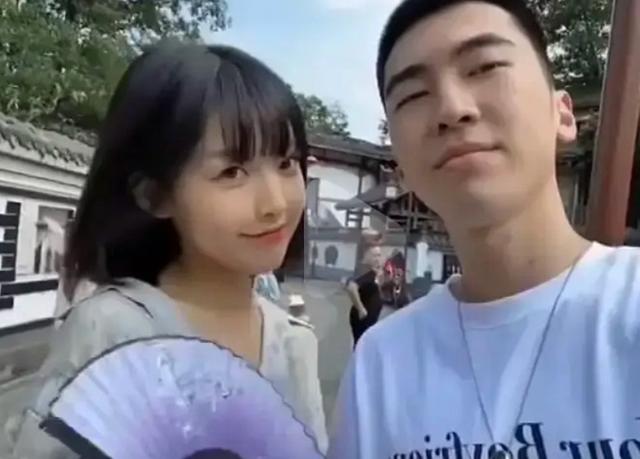 网红夏思齐疑出轨 大量照片曝出