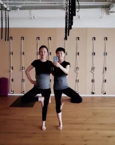 61岁大爷街舞高难度动作看呆网友