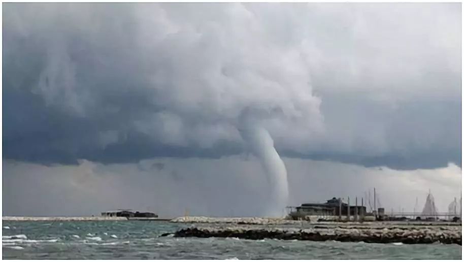 冷空气将浇灭40度热浪