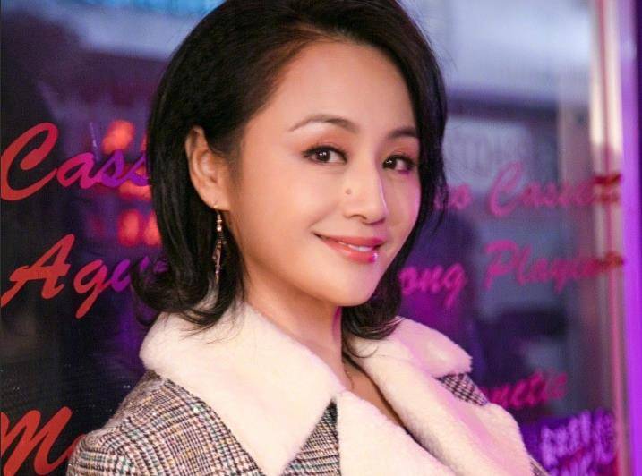 曹颖曾在节目中自曝患胃癌