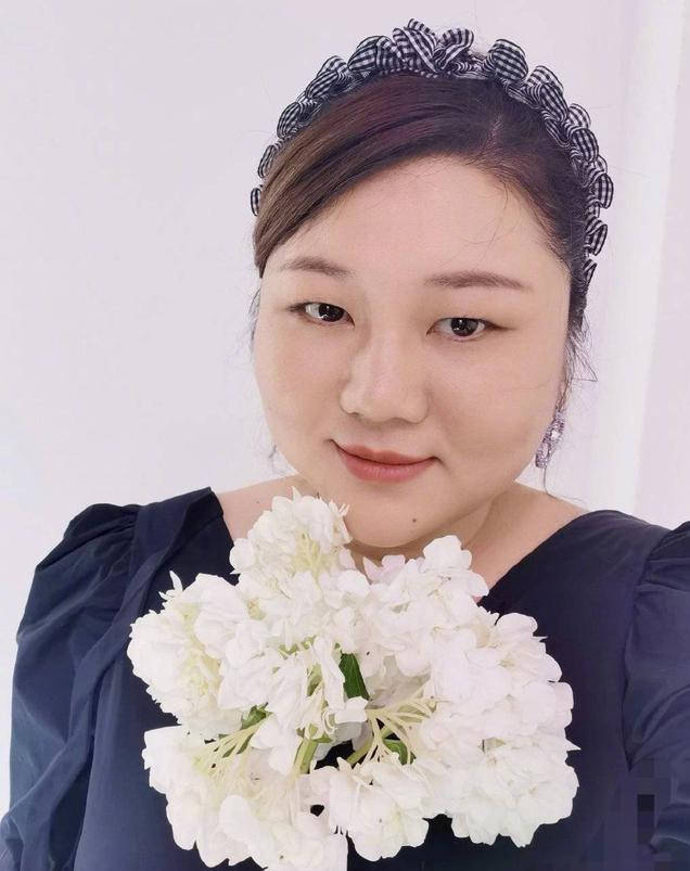 震惊！杨天真带8个箱子开始留学生活，背后原因让人意想不到！