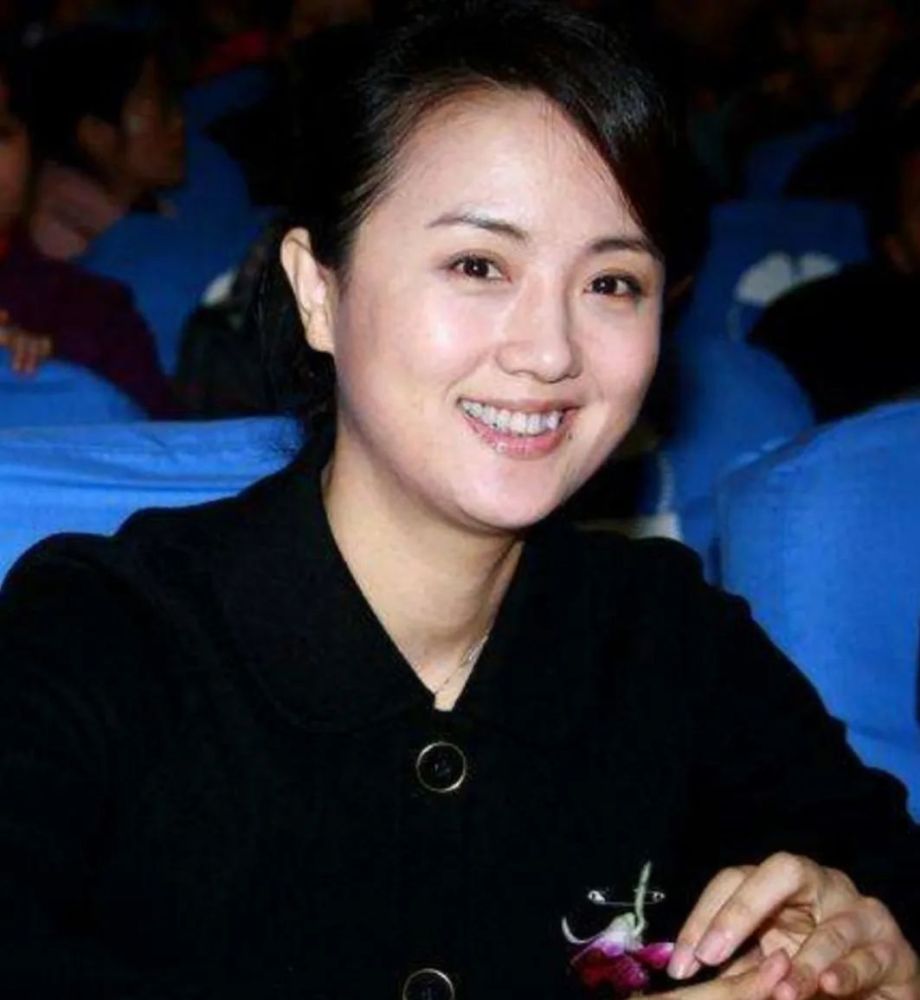 震惊！朱媛媛因病改名背后隐藏的真相，网友直呼心疼！
