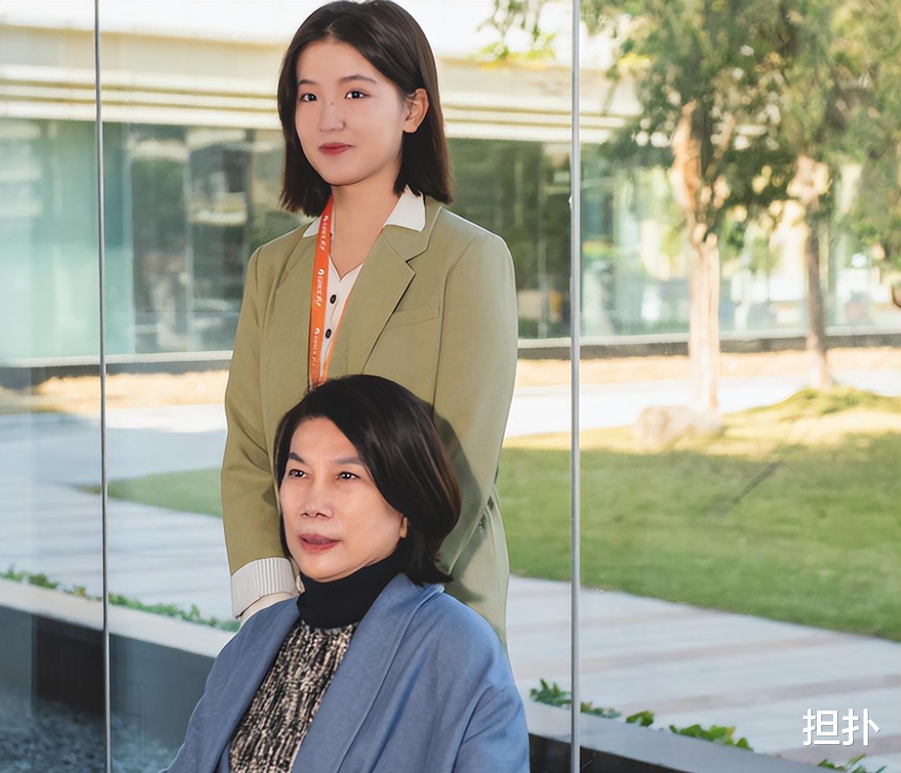 感动瞬间！孟羽童与董明珠见面相拥背后的故事揭秘